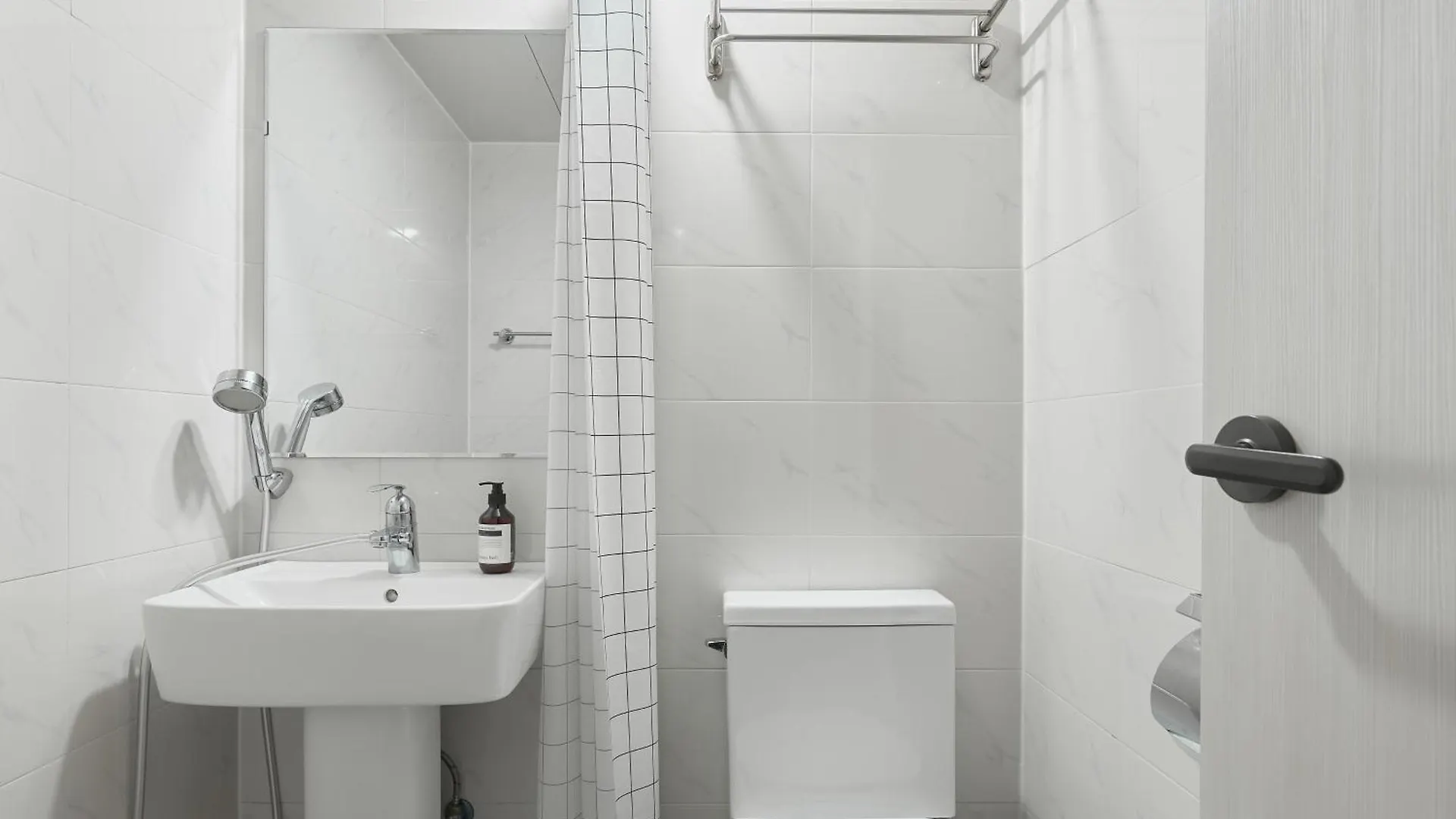 Hotel Dawoo House 2 In Hongdae Soul Penzion